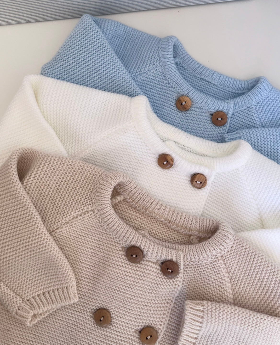 Gilet en maille beige 0-3 mois