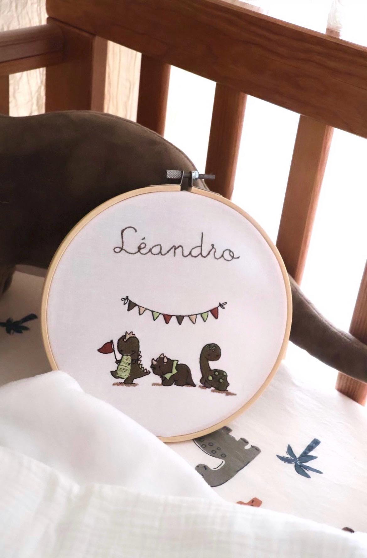 Tambourin brodé dinosaures