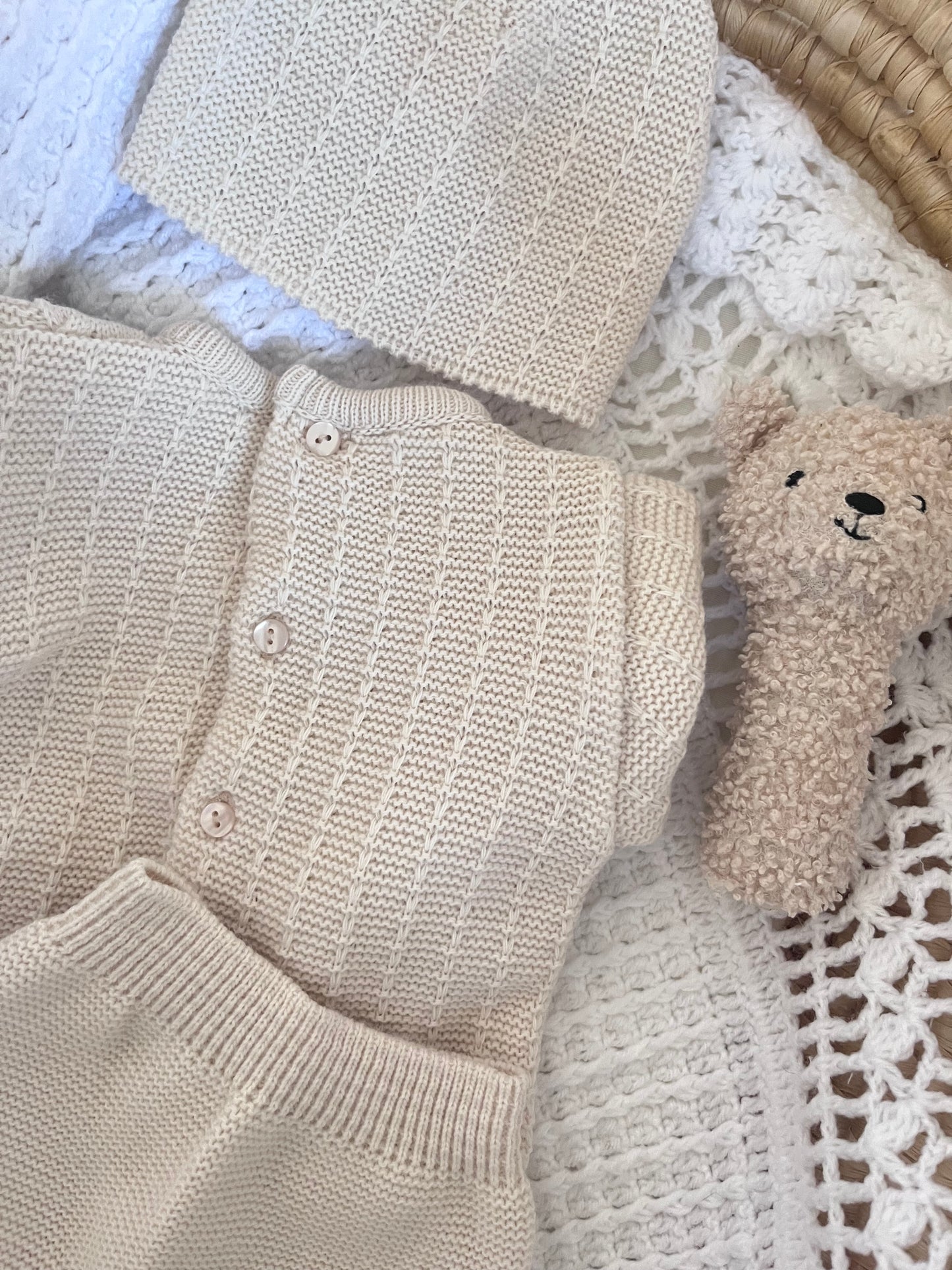 Ensemble en maille beige 0-3 mois